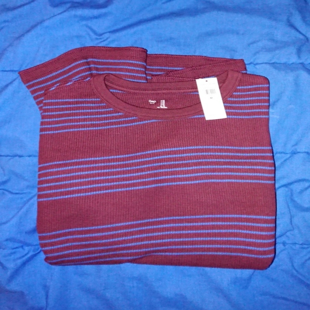 Gap long sleeve